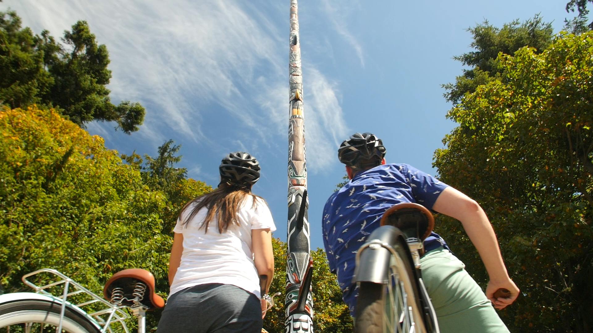 Our shop is located minutes from iconic locations like this along low traffic corridors.