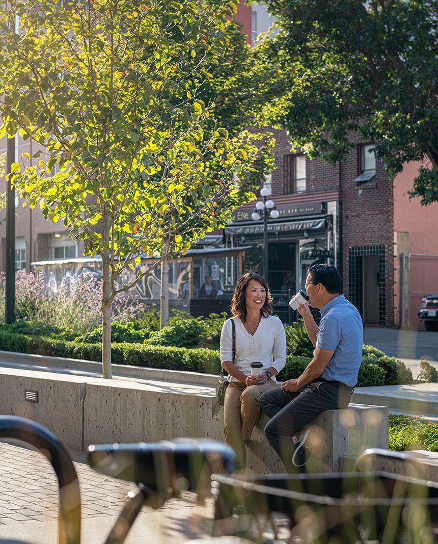 Couple dines at Sherwood in Victoria, BC