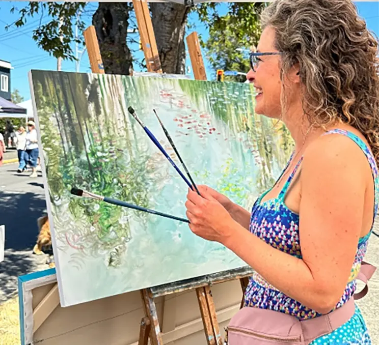 The Art Gallery Paint-In is the largest summer arts festival on Vancouver Island, bringing Vancouver Island and Gulf Island artists together in celebration of art. This beloved festival draws 50,000+ visitors annually to explore and experience art along Moss Street.