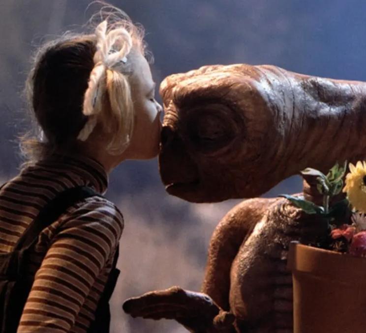 A poster for the Victoria Symphony Presents: E.T. The Extra Terrestrial Live in Concert in Victoria, BC