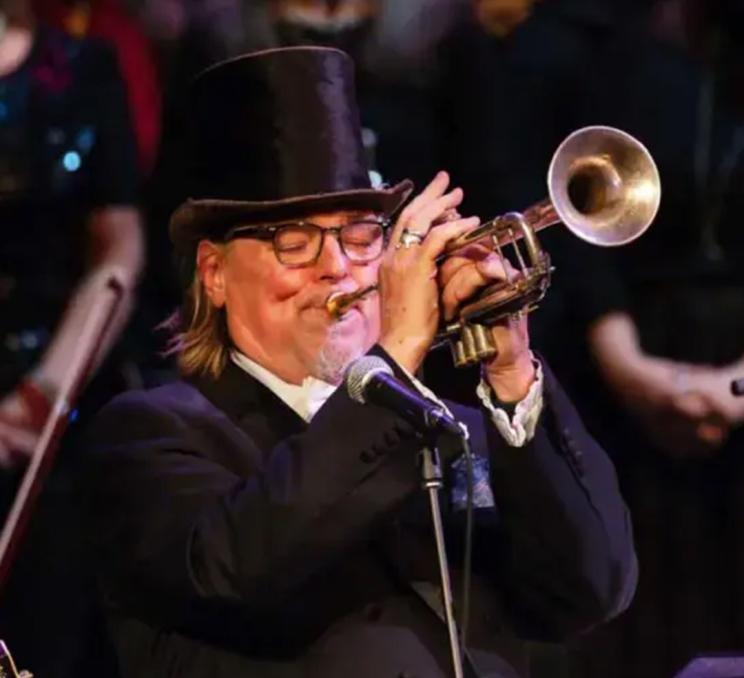 Daniel Lapp’s Home for Christmas Concerts