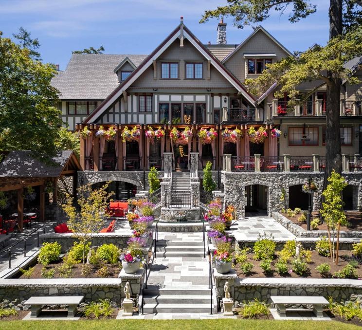 The exterior of Rosemead House in Esquimalt, BC