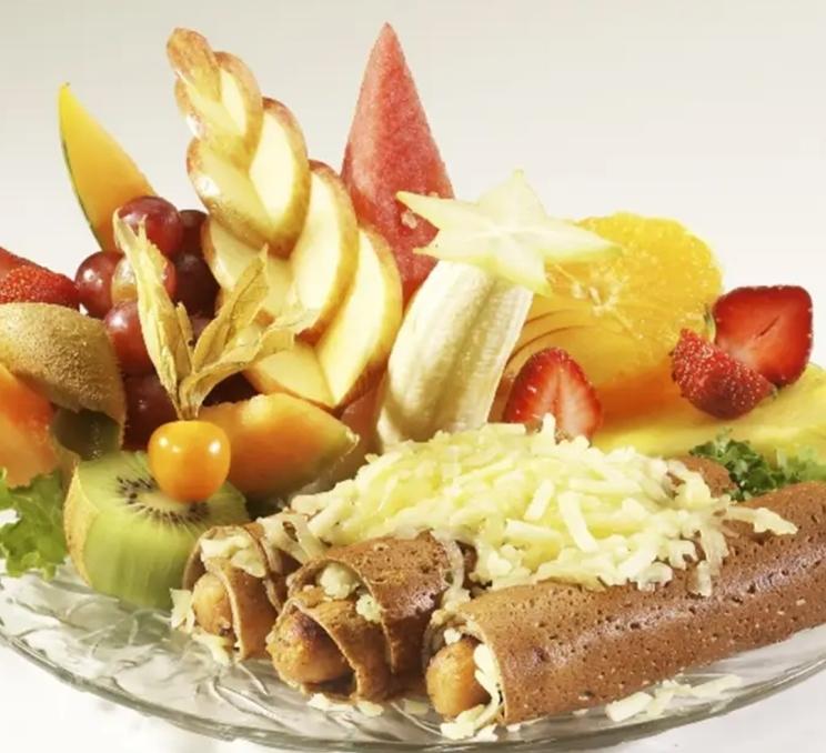 A breakfast spread at Cora Breakfast and Lunch in Victoria, BC