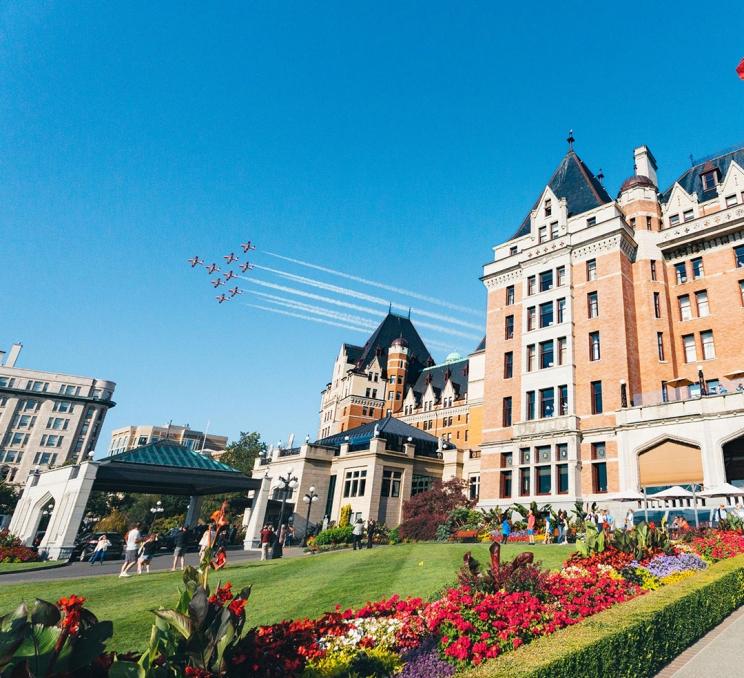 The Canadian Forces Snowbirds performing an aerobatics show above Victoria, BC
